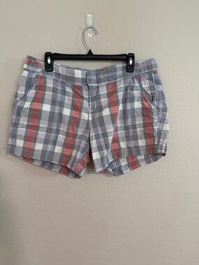 Old Navy Plaid Women's Shorts - Gray & Pink 5 in inseam